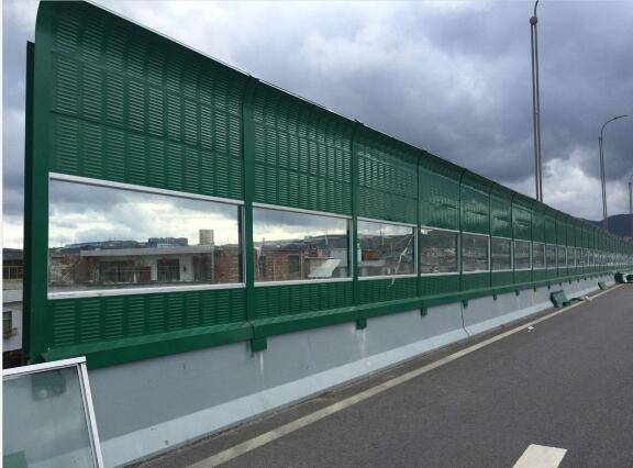 水蜜桃在线视频观看耐力板做公路隔音屏障有哪些優勢?