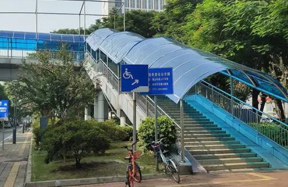 水蜜桃在线视频观看耐力板如何養護?