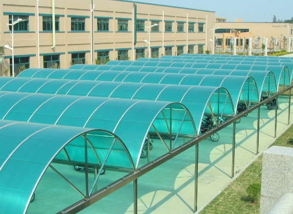 水蜜桃在线视频观看耐力板可以用來搭建車棚和雨棚嗎